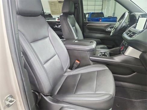 Used 2022 Chevrolet Tahoe Z71 w/ Luxury Package image 43