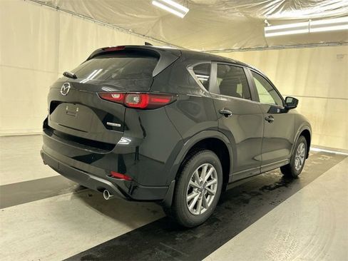 New 2025 MAZDA CX-5 AWD 2.5 S w/ Preferred Package image 2
