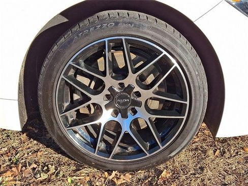 Certified 2022 Kia Stinger GT-Line w/ Sun & Sound Package image 7