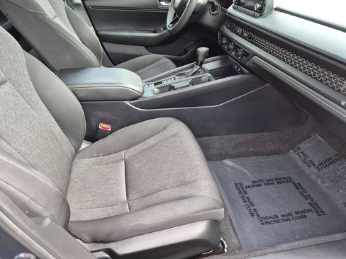 Used 2025 Honda Accord LX image 30