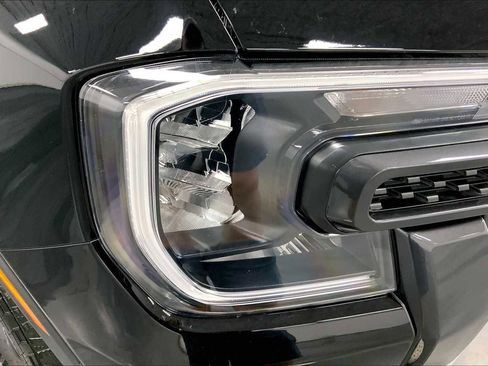 New 2025 Ford Ranger XLT w/ Equipment Group 301A High image 14