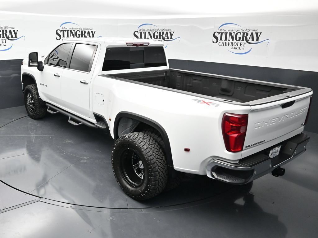 Used 2025 Chevrolet Silverado 3500 LTZ w/ LTZ Plus Package AWD/4WD image 25
