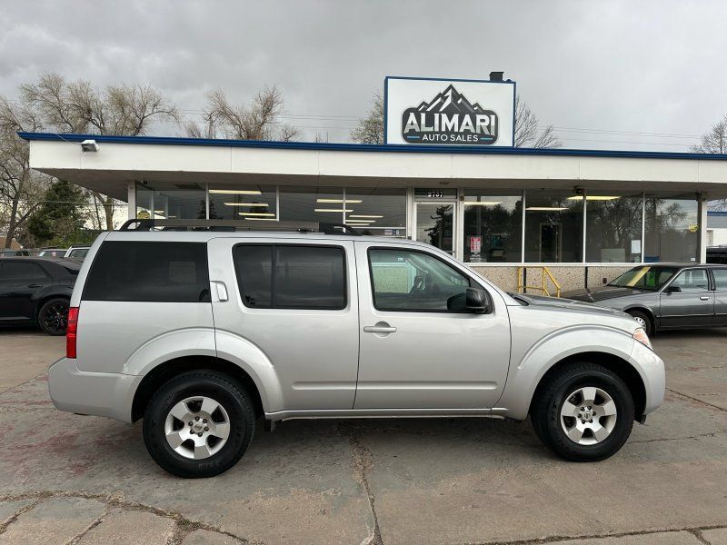 Used 2011 Nissan Pathfinder S AWD/4WD image 8
