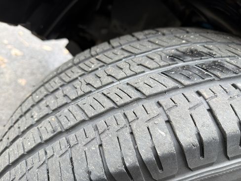 Used 2021 Toyota Tacoma TRD Off-Road w/ Technology Package image 12