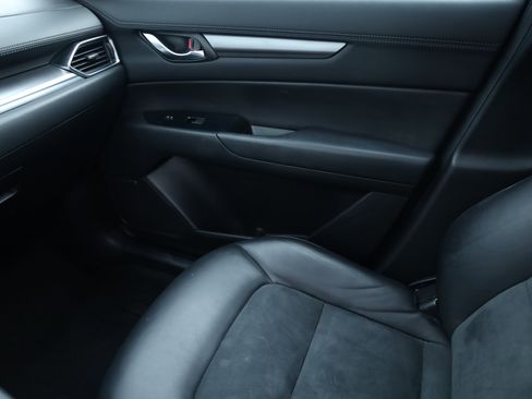 Used 2017 MAZDA CX-5 Touring w/ Preferred Equipment Package image 12