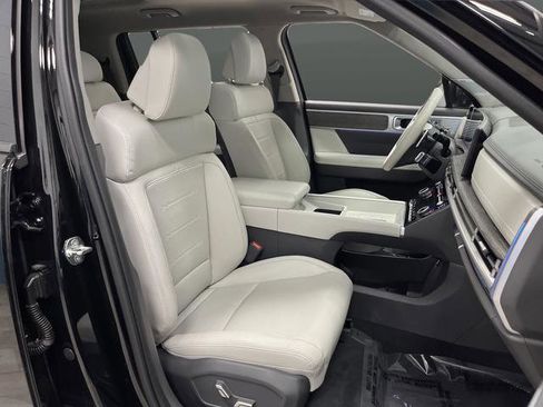 Used 2024 Hyundai Santa Fe Limited image 33