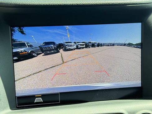 Used 2024 GMC Terrain SLT AWD/4WD image 27