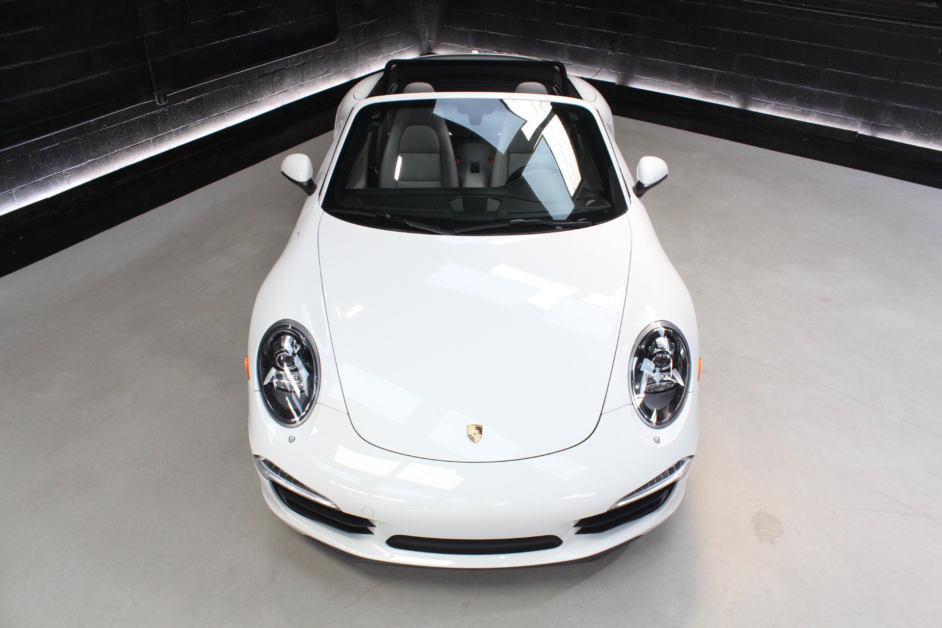 Used 2013 Porsche 911 Carrera 4S AWD/4WD image 9