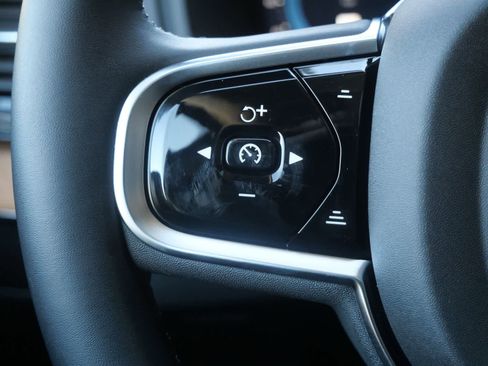 Used 2025 Volvo XC90 T8 Plus w/ Protection Package Premier image 22