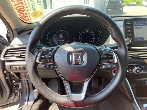 Used 2020 Honda Accord Touring image 15