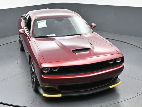 Used 2023 Dodge Challenger R/T w/ Blacktop Package image 36