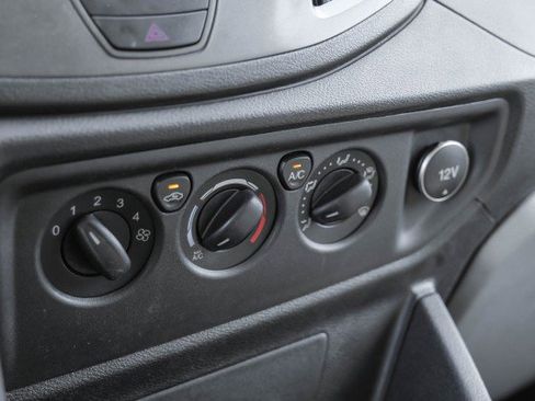 Used 2019 Ford Transit 250 130 Low Roof image 24