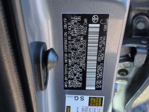 Used 2020 Toyota Corolla LE image 29