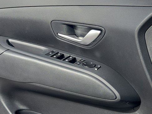 New 2025 Hyundai Santa Cruz SEL image 13