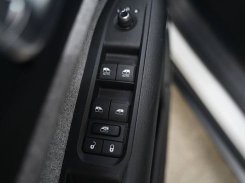 Used 2022 Jeep Compass Latitude FWD image 26