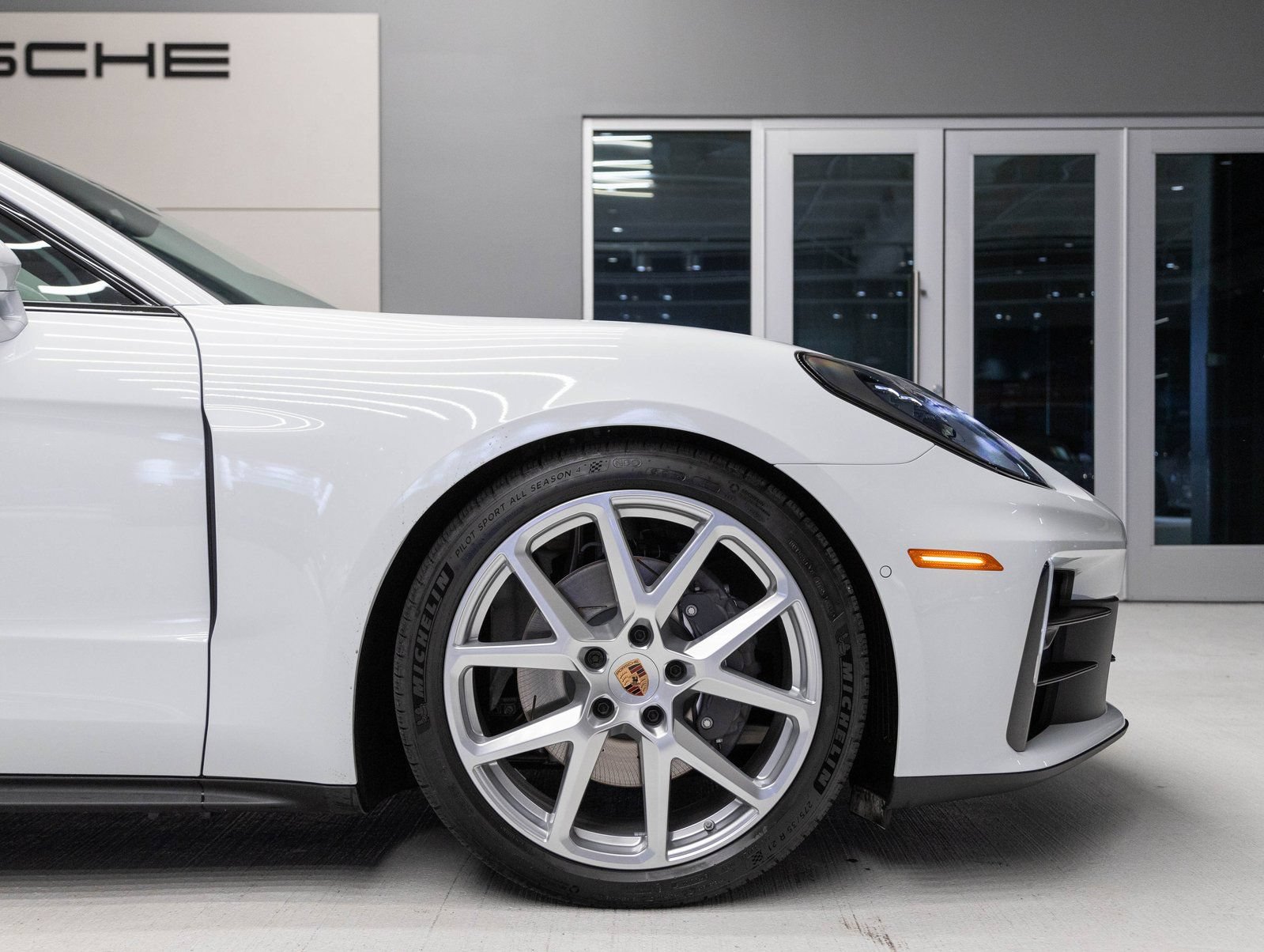 New 2026 Porsche Panamera 4 AWD/4WD image 11