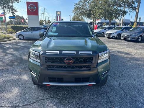 Certified 2025 Nissan Frontier Pro-X image 3