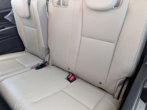 Used 2019 Subaru Ascent Limited AWD/4WD image 19
