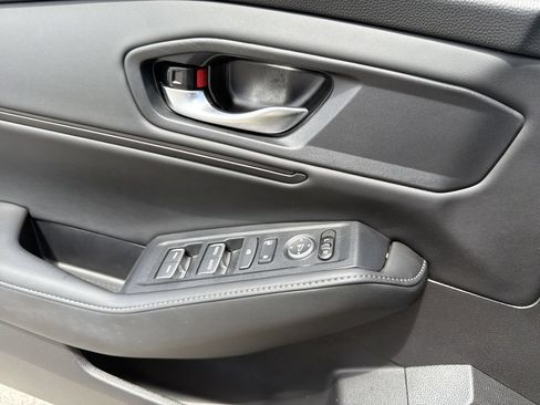 Used 2025 Honda Accord Sport image 22