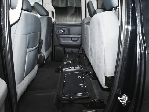 Used 2017 RAM 1500 Big Horn image 39