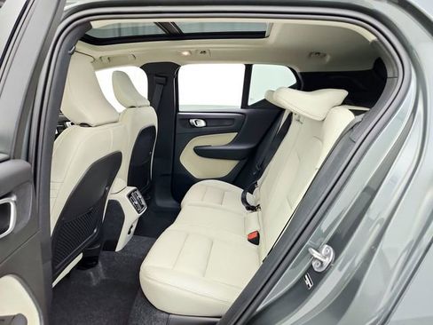 New 2026 Volvo XC40 B5 Plus w/ Climate Package AWD/4WD image 28