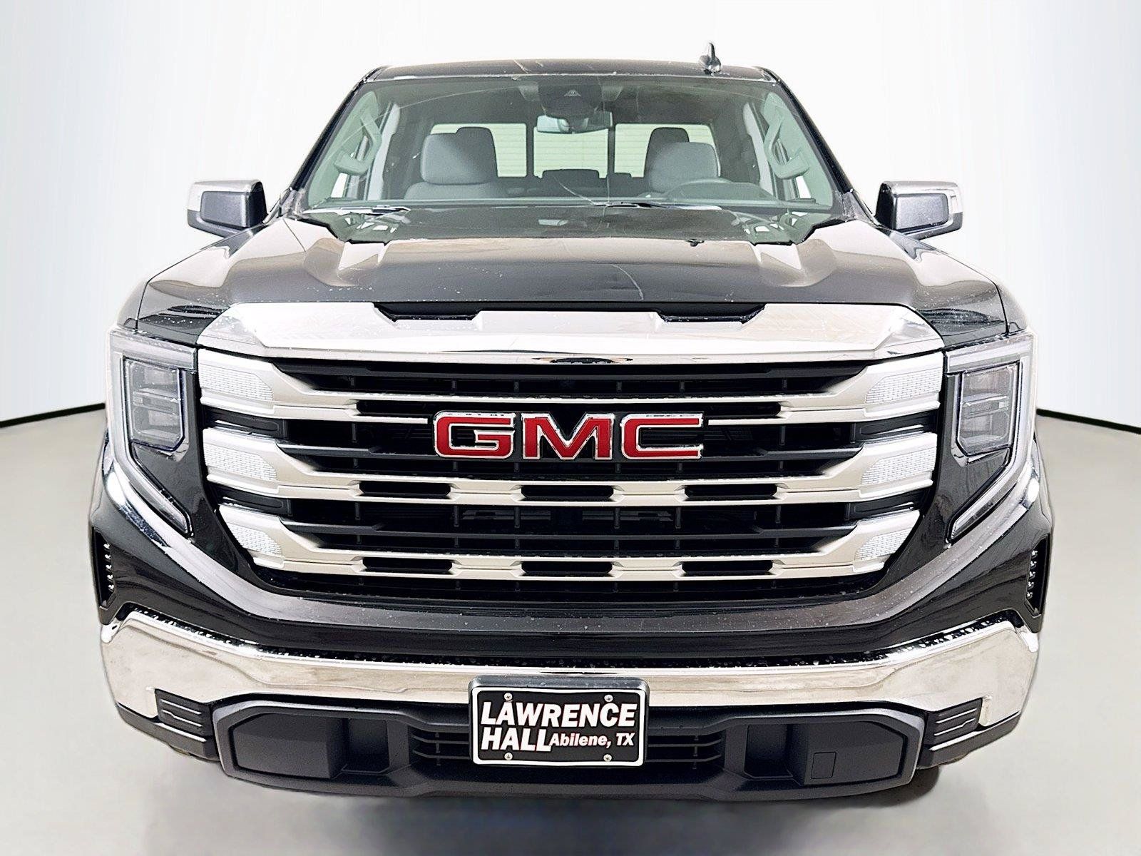 New 2026 GMC Sierra 1500 SLE w/ Preferred Package RWD image 2