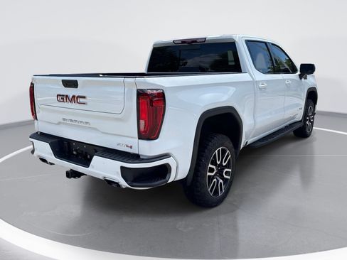 Used 2024 GMC Sierra 1500 AT4 w/ Technology Package AWD/4WD image 8