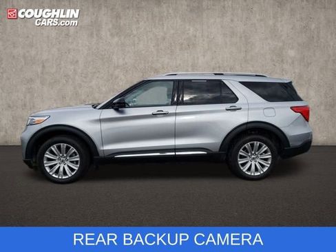 Used 2022 Ford Explorer Limited w/ Equipment Group 301A image 5