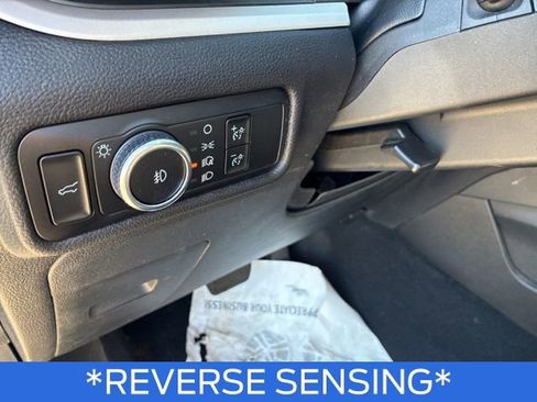 Used 2023 Ford Explorer XLT w/ Equipment Group 202A image 17