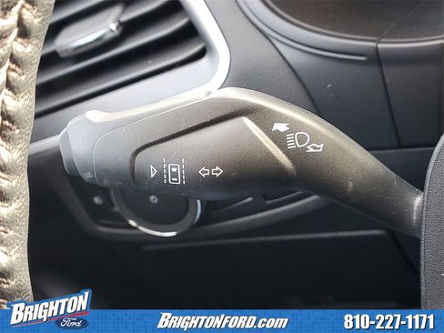 Used 2024 Ford Edge SEL w/ Convenience Package image 18