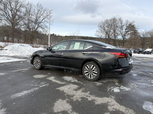 Certified 2023 Nissan Altima 2.5 SV image 7