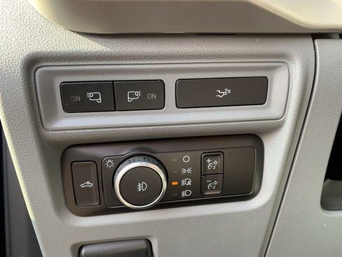 Used 2023 Ford F150 XLT w/ Equipment Group 302A High image 19