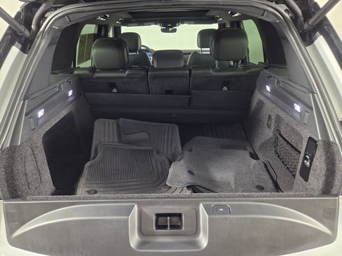 Used 2024 Land Rover Range Rover SE AWD/4WD image 28