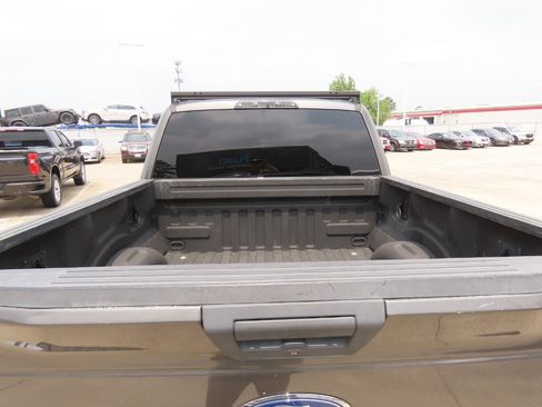 Used 2017 Ford F150 XL w/ Equipment Group 101A Mid AWD/4WD image 14