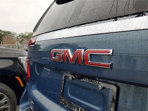 New 2026 GMC Yukon Elevation image 7