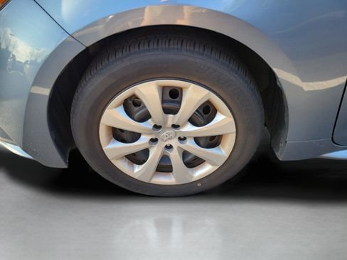 Used 2024 Toyota Corolla LE FWD image 30