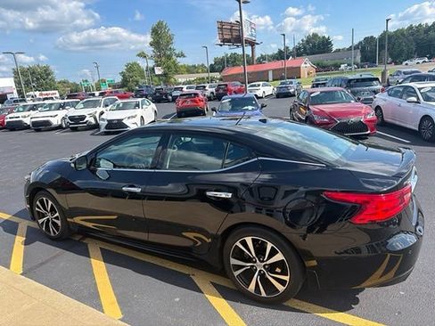 Used 2018 Nissan Maxima Platinum FWD image 3