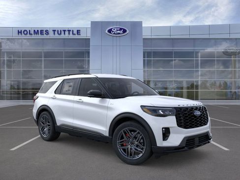 New 2026 Ford Explorer ST-Line w/ ST-Line Street Pack image 7