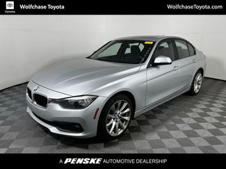 Used 2017 BMW 320i xDrive Sedan image 1