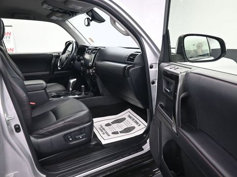 Used 2023 Toyota 4Runner TRD Off-Road Premium image 13