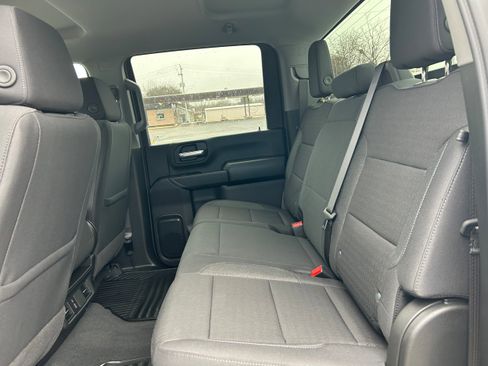 Used 2026 Chevrolet Silverado 2500 Custom w/ Custom Value Package image 29