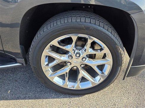 Used 2020 Cadillac Escalade Luxury image 18