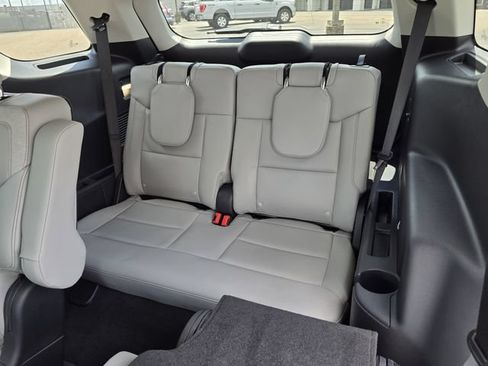 Certified 2026 Ford Explorer Active w/ Active Comfort Package RWD image 20