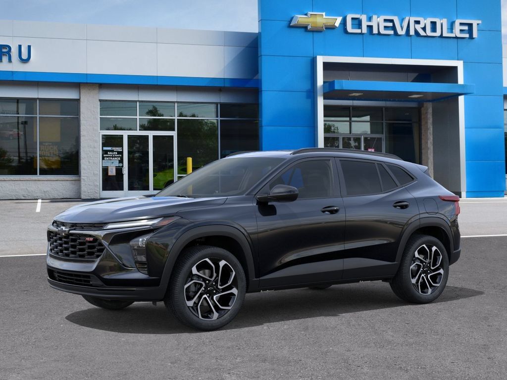 New 2026 Chevrolet Trax RS w/ Sunroof Package FWD image 2