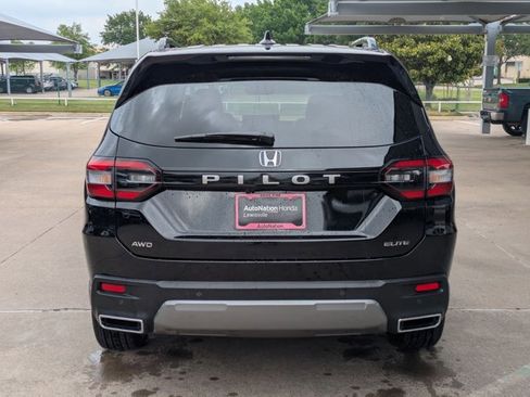 Certified 2026 Honda Pilot Elite image 7