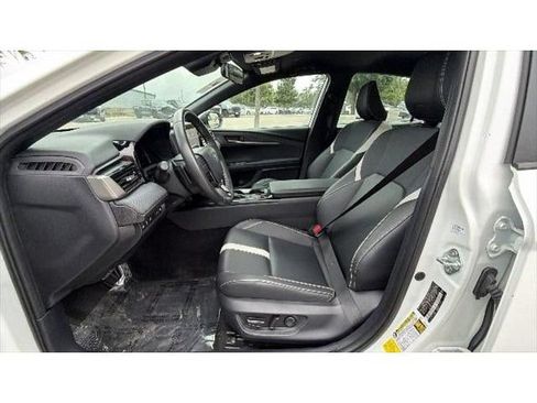 Certified 2025 Toyota Camry SE FWD image 16