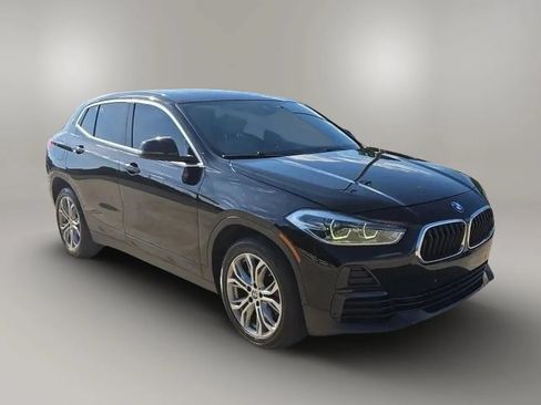 Used 2022 BMW X2 sDrive28i w/ Convenience Package FWD image 3