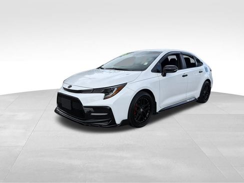 Used 2022 Toyota Corolla SE image 3