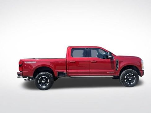 Used 2025 Ford F250 Lariat w/ Lariat Ultimate Package AWD/4WD image 12