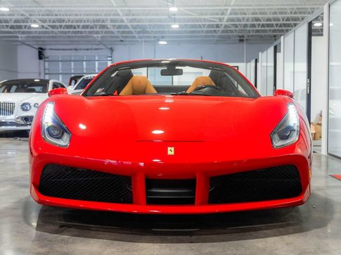 Used 2018 Ferrari 488 Spider RWD image 14
